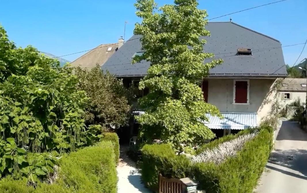 Maison De Marie Doussard Exterior photo